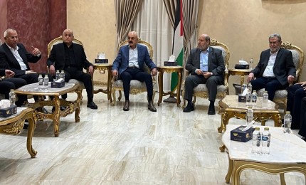 وفد من التيار الإصلاحي يختتم لقاءات مع المخابرات المصرية لبحث تثبيت وقف إطلاق النار في غزة
