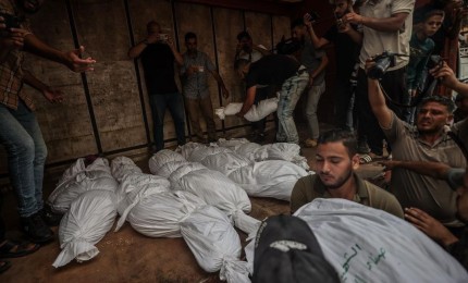 42 شهيدا بينهم 11 طفلا جراء غارات الاحتلال على قطاع غزة