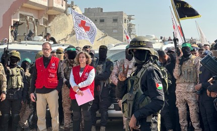 هيئة البث العبرية: نستعد لتسلم جثة أحد الأسرى الليلة