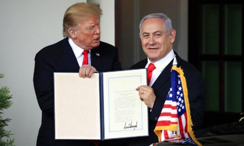 ترامب يوقع على اعتراف بسيادة الاحتلال الإسرائيلي على الجولان السوري